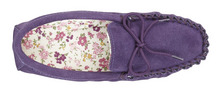 Load image into Gallery viewer, Ladies Purple Moccasins
