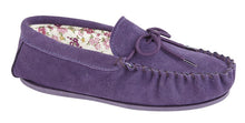 Load image into Gallery viewer, Ladies Purple Moccasins
